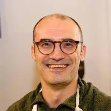 CHRIS ORMISTON our 2024 Golden Spurtle traditional porridge world champion  presented Lemon & Ginger Posset as his speciality dish. INGREDIENTS &  QUANTITIES: • 6 tbsp Hamlyns Oatmeal • 1 tbsp plant butter •