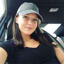 Marissa Wray (rissriss7)