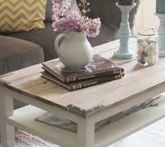 It's not every day we see a concrete and wood table with such undeniable style! 17 Diy Coffee Table Ideas To Transform Your Living Space Hometalk