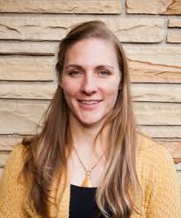 Laura Barnhart's Instagram, Twitter & Facebook