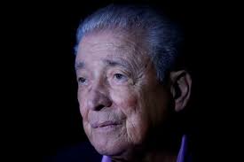 US museum debuts first 3-D holograms of Holocaust survivors