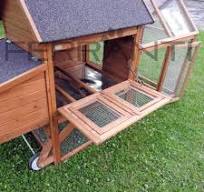 Poulailler Mobile sur Roues en Bois pour 4 Poules | Ferranti