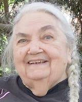 Vivian Hummel's Instagram, Twitter & Facebook