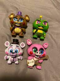 five nights at freddy s pizza simulator lot of 4 good shape nothing broken funko mini figures funko o five nights at freddy s cool lego creations mini figures