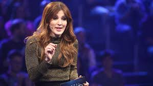 Joko und klaas lassen bei duell um die welt jetzt andere antreten. Das Michaelsen Dilemma Eine Frau Sucht Ihre Rolle Dwdl De