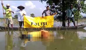 Profil lengkap kabupaten pati, terkenal dengan kota pensiun, semboyan bumi mina tani, soimah, sejarah kabupaten pati, kuluk kanogoro senjatanya, profil desa. Warga Kayen Pati Digegerkan Penemuan Mayat Perempuan Tanpa Identitas Tribrata News Jawa Tengah