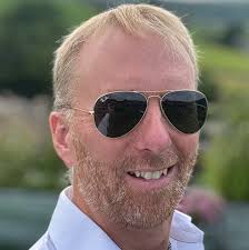 Some advice! My Landie is parked outside...sadly so are the neighbours with  their SUV's.. Result...a number of dings/dents when either their kids or  themselves open their car doors into my bodywork...grrrr. The