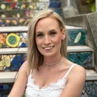 100+ profilů „Meyerholz“