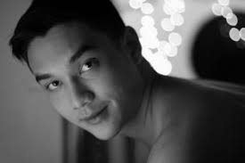 Leibovitz: Vulnerability & Strength, by Mia Flint