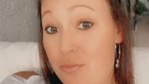 Sara Maki's Instagram, Twitter & Facebook