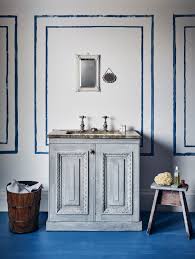 Annie sloan chalk paint in paris grey 2. Annie Sloan Bathroom Chalk Paint In Greek Blue And Pure Lifestyle Portrait 1 The English Home