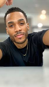 Had the pleasure to perform a piece titled. “Amour” for Inaugural Mom  Honors @jheneaiko , @jordinsparks , Alex Isley, Lizzy Mathis, Brooke DeVard  and Dalia Batie were honored, and the event also