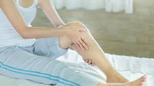 Kniebeschwerden des läufers entstehen durch übermäßige belastung. Knieschmerzen Ursachen Behandlung Onmeda De