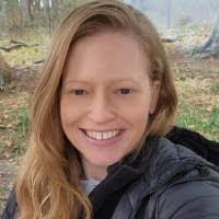 Beth Justus's Instagram, Twitter & Facebook