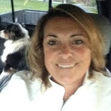 Heather Pelham's Instagram, Twitter & Facebook