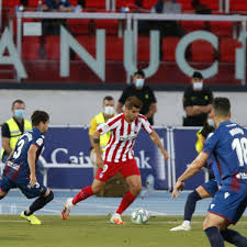 Voici toutes les informations sur le stade de ao levante. Real Madrid Ist Liga Erster Wechsel An Tabellenspitze Spaniens Jungster Spieler Aller Zeiten Sport