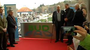 Bud Spencer Weiht Bud Bad In Schwabisch Gmund Ein Regio Tv Schwaben Youtube