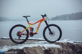 enduro long term test 2015 first look the giant reign 1