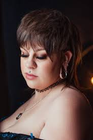 Chicago boudoir photographers looking for airbrush makeup artist