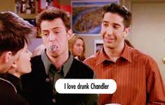 Jennifer anistonová, courteney coxová, lisa kudrowová and others. 10 Chandler Bing Ideas Pratele Herectvi Serial Pratele