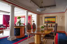This burj al arab spa is home to two of the five burj al arab swimming pools. Burj Al Arab Jumeirah Dubai Aktualisierte Preise Fur 2021