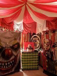 Create a halloween dungeon scene, a halloween graveyard scene, or a gothic mansion scene with these horrifying backdrops and halloween wall backgrounds. Book Of Graphics Halloween Cubicle Halloween Circus Halloween Clown