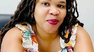 Alexandra Gibson's Instagram, Twitter & Facebook