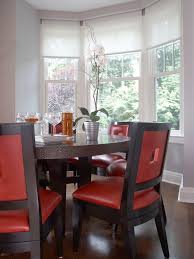 My girlfriend and i sat in the spacious dinning area overlooking beautiful ocean avenue. Is The Dining Room Dead