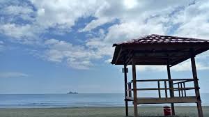 Asyik berenang, bocah smp hilang ditelan arus pantai laguna. Pantai Laguna Kompasiana Com