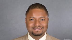 Former WSU football player tackles new leadership role at Bank of America