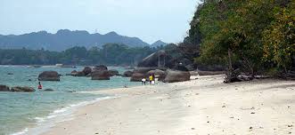 Pantai cenang merupakan hotspot utama pantai di langkawi. 7 Pantai Terkenal
