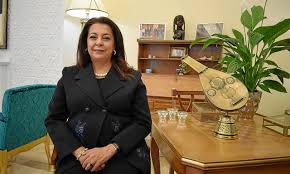 Le roi mohammed vi ont fait du royaume un partenaire crédible et une destination privilégiée des. Entrevista A La Embajadora De Marruecos Karima Benyaich