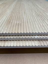 They can be with several different surfaces or without surface. The Surface Studio Winchester Fluted Wood Panels