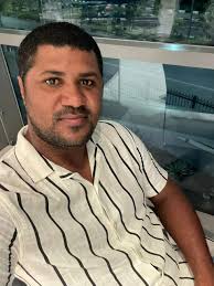 Por: Helena Pires A digital influencer cabindense, Carla Abel, também  conhecida por Rainha do Satana, que atualmente reside em Luanda, conquistou  a impressionante marca de 200 mil seguidores na plataforma TikTok. A