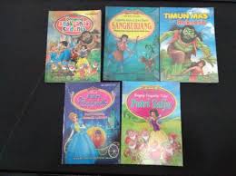 Aku lulus dan diterima kerja di luar kota. Buku Cerita Dongeng Cerita Rakyat Anak Anak Shopee Indonesia