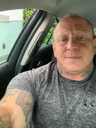 Hi 32 single from uk