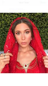 𝑺𝒑𝒆𝒆𝒄𝒉𝒍𝒆𝒔𝒔