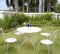 Syma mobilier jardin vous souhaite la bienvenue sur son site web. Salon De Jardin Metal Blanc Romance 1 Table 95cm 4 Fauteuils Oogarden