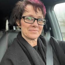 Recommendation for dark blonde colorist for fine hair