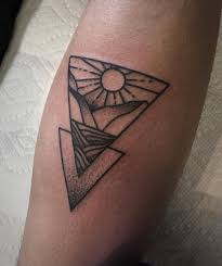 Geometric Nature Piece By Mckay At Slc Ink Tattoo Salt Lake City Utah H Tattoo Lake Tattoo Tasteful Tattoos