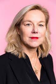 'ik zie het vertrouwen dat wij als d66 hebben gekregen als een bevestiging dat wij als enige progressieve partij invloed hebben gehad de afgelopen jaren', reageert ze. Sigrid Kaag Is Klaar Voor Leiderschap D66 Het Parool