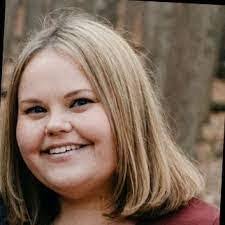 Lindsey Boswell's Instagram, Twitter & Facebook