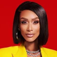 Esha Harris's Instagram, Twitter & Facebook