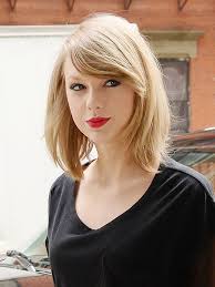 Grab some beautiful and subtle jewels for the hair like combs, jewelled pins, bun bases and you can even colour the hair a funky shade to highlight the hairstyle. Cute Hairstyles For Medium Hair With Layers And Side Bangs Taylor Swift Short Hair Taylor Swift Hair Medium Hair Styles
