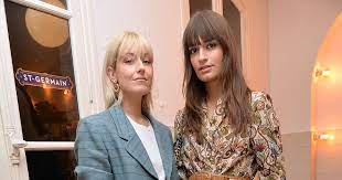 Informationen zum offiziellen musikvideo des songs ma soeur von clara luciani aus frankreich, erschienen am. Exclusif Clara Luciani Et Sa Soeur Lea Assistent A La Soiree De Presentation De La Liqueur St Germain Dans Le Quartier De Saint Germain Des Pres Paris Le 2 Purepeople