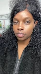 Trista Lindsay's Instagram, Twitter & Facebook