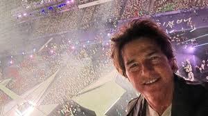 Tom Cruise não cobrou por performance em Olimpíadas, diz executivo