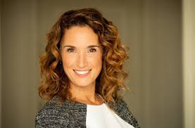 Merci @ladepechedumidi pour cette couverture et cette rencontre avec vos lecteurs pour parler du 13h de @tf1lejt. Marie Sophie Lacarrau At The 13 Hours Of Tf1 Behind The Scenes Of A Surprise Transfer