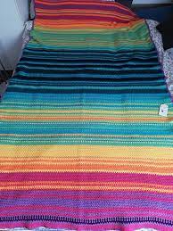Rick rack stripe babydecke von erica dietz gehäkelte babydecke muster sind perfekt, weil sie groß genug sind, um sie beschäftigt zu halten. Gehakelte Decke Moos Stitchtemperature Afghanisch Bunte Hakeln Etsy