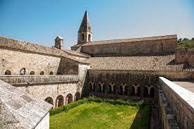 Abbaye Du Thoronet Pixels Loisirs Andre Koerner Abbaye Cathedrale Monastere
